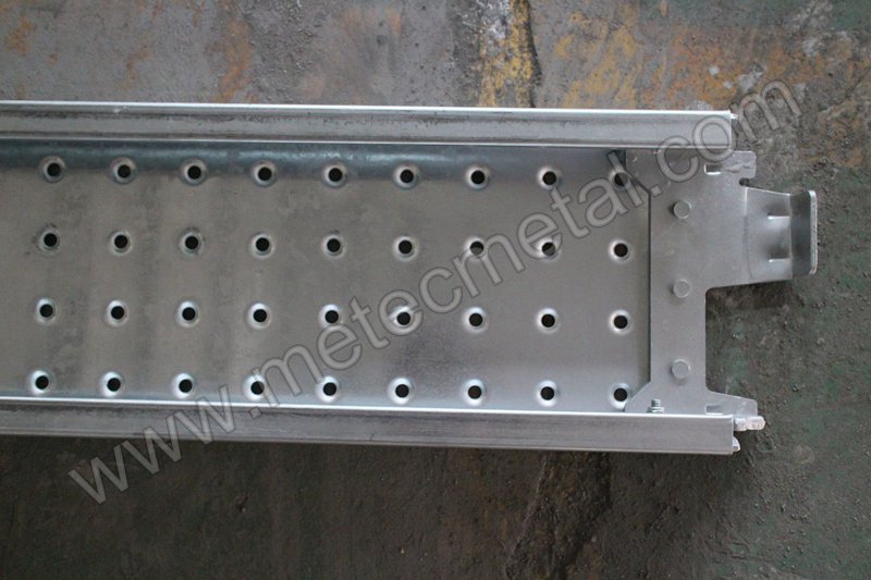 Aluma type scaffolding plank