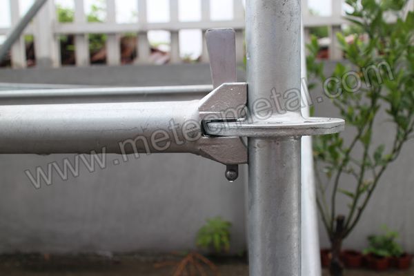 Ringlock scaffolding ledger