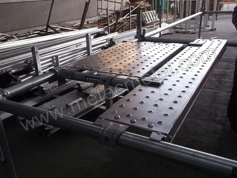Intermediate Transom Ledger to Plank for ringlock scaffold