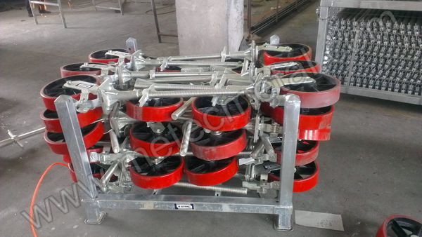 Scaffold caster packing